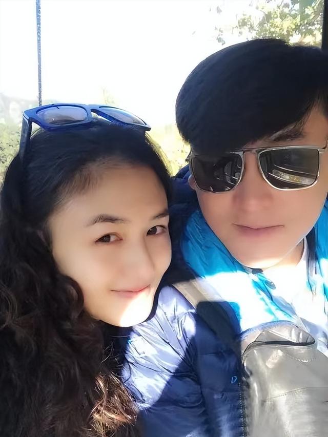演员刘小锋：娶小16岁娇妻，婚后胖若两人，今51岁胖到观众认不出