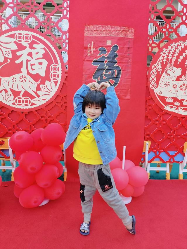 愿你做一个阳光自信的孩子，祝愿孩子阳光成长的话简短（怎样让孩子变得自信而阳光）