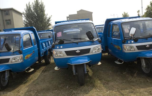 三轮摩托车驾驶证，三轮车驾驶证是D证还是E证（不同的三轮车需要不同的驾照）