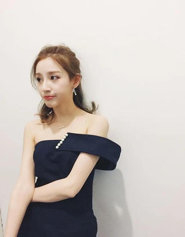 马凡舒新发写真，马凡舒性感写真照来了