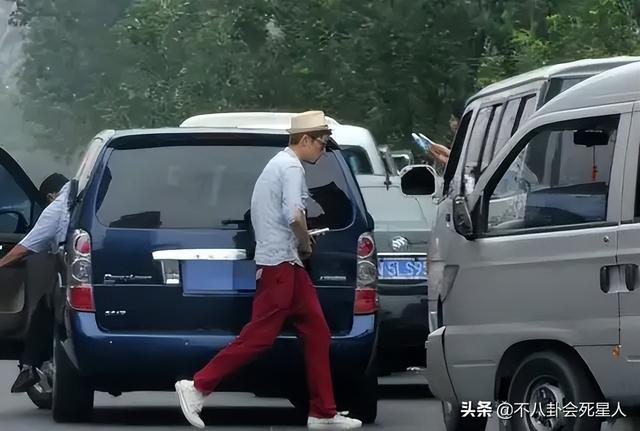 中国男明星排行榜，男明星排行榜2022投票（男明星排行榜）