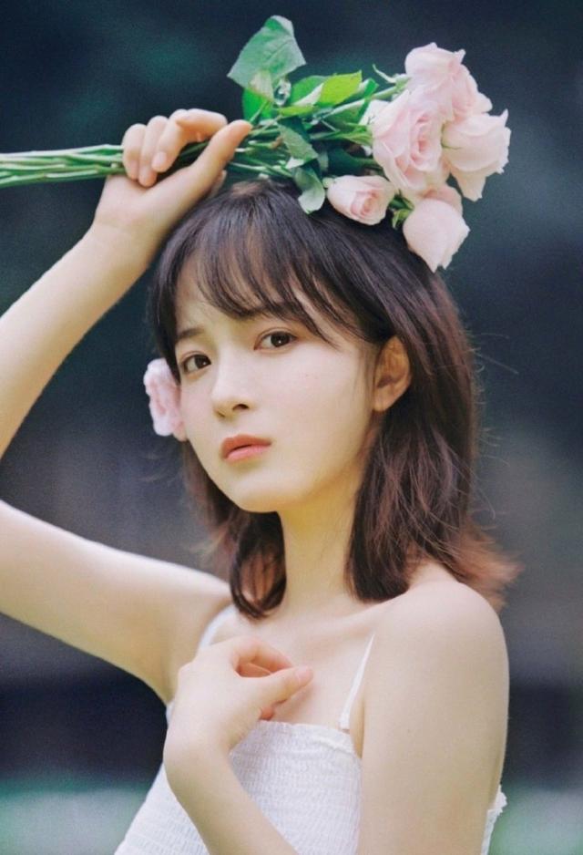 高清气质清新美女美图,美女图片 清新 唯美(清新优雅美丽气质的女神)