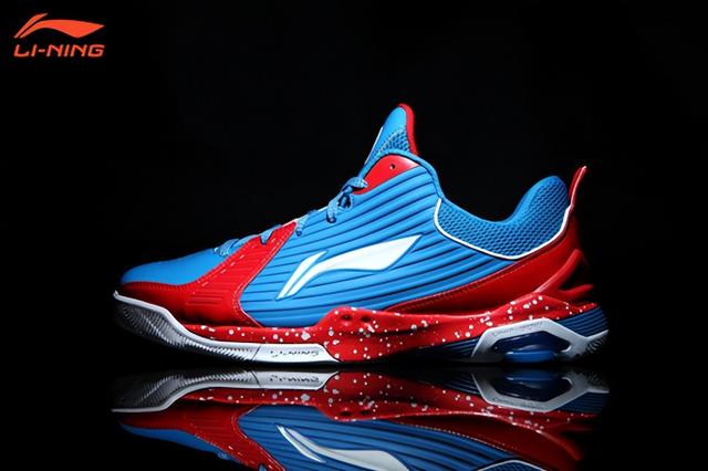 李宁篮球鞋怎么样，李宁和安踏哪个好（李宁做了一双更强的“超轻”篮球鞋）