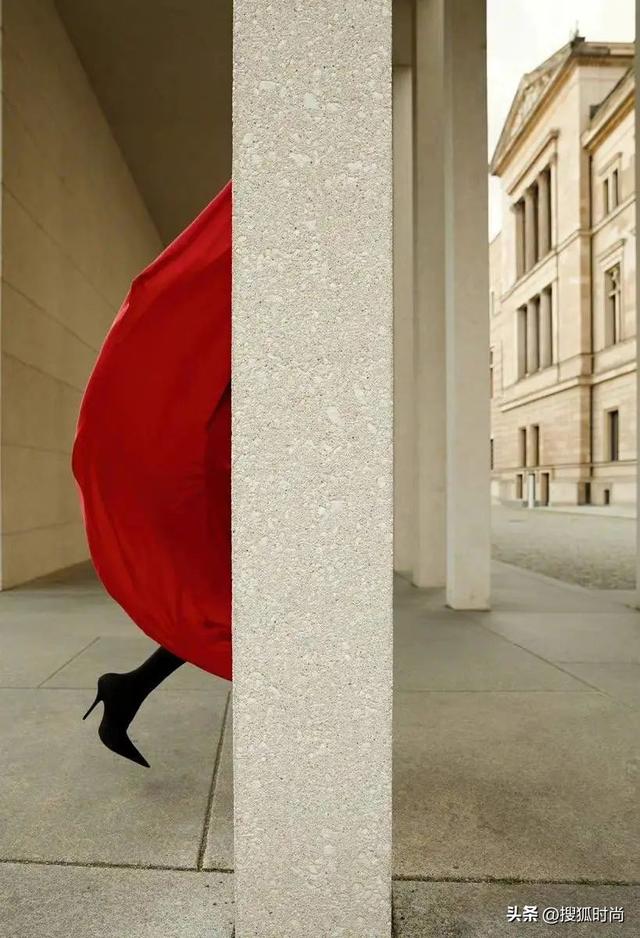 今年流行什么颜色的头发，今年流行什么颜色的头发男（PANTONE发布2023最新流行色）