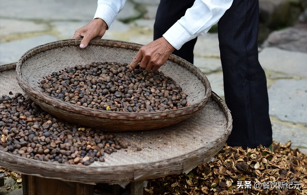 山茶油多少钱(正宗山茶油价格)插图