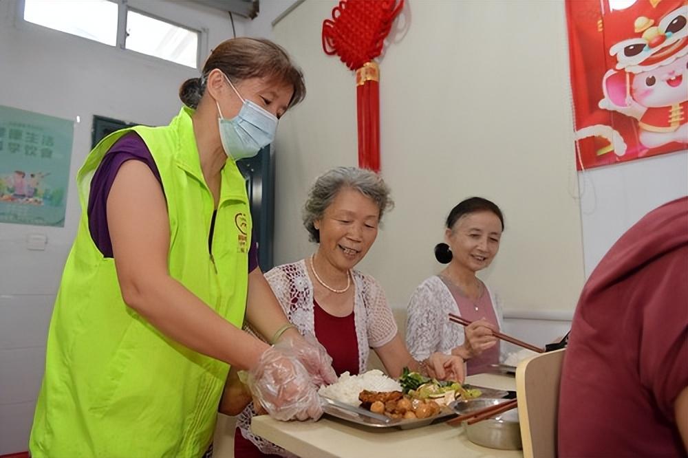 养老院投资(养老院一个月多少钱)