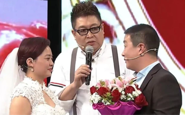 王芳个人资料简介，王芳个人资料（从情感主播到直播卖书一姐）