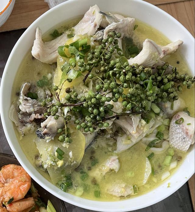 青花椒鱼的做法，青花椒酸菜鱼的做法（最简单的青花椒鱼做法）