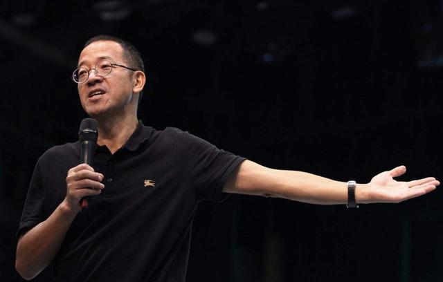 董事长、总裁、ceo哪个最大 董事长职位最大，董事长、总裁、ceo哪个最大（十大东山再起的顶级企业家）