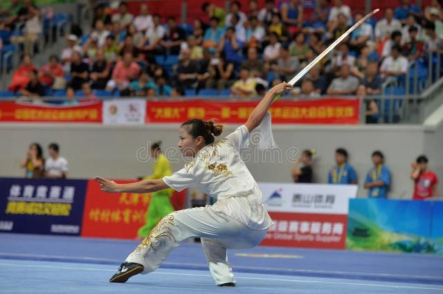 古典舞的基本手位具体有哪些，古典舞基本手位教学视频（究竟什么是“散打”“散手”）