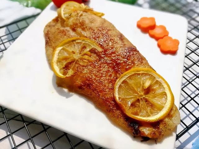 烤龙利鱼做法，教你营养解馋的柠檬烤龙利鱼