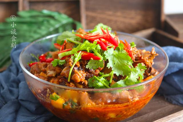 鸭子吃什么东西作为食物，鸭子吃什么（“入伏一只鸭）