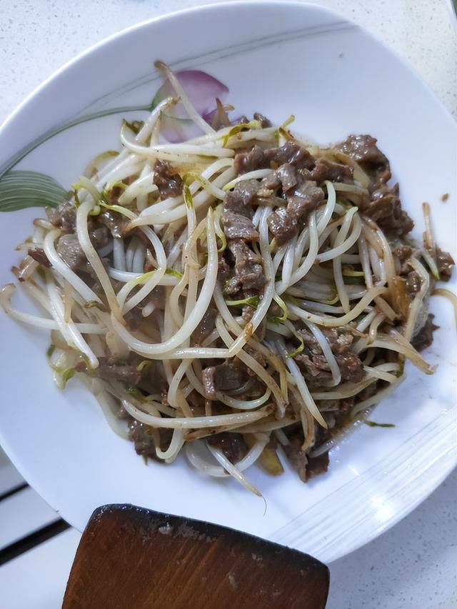 康巴赫炒锅怎么样，德国康巴赫炒锅怎么样（康巴赫第五代抗菌煎锅真的不粘锅）