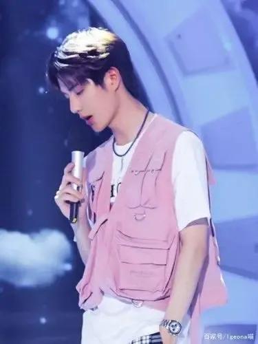 洛阳白牡丹——王一博，为什么叫王一博洛阳白牡丹（洛阳白牡丹—王一博图片）