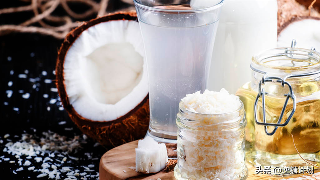 椰奶和椰汁有什么区别，椰汁和椰奶的区别（椰子水和椰奶究竟有何不同）