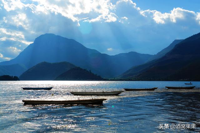 四川有什么好玩的，四川．成都有哪些好玩的地方（四川值得一去的10个地方）