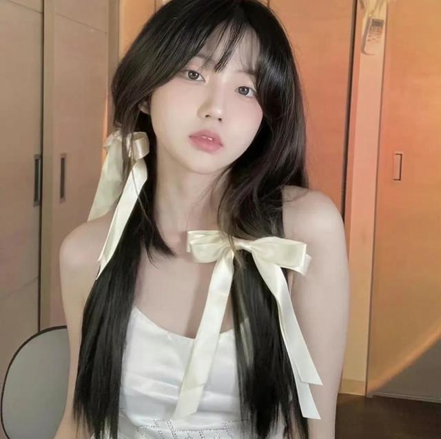 乖乖女，微信头像，乖乖女（甜妹头像，乖乖的藏好）