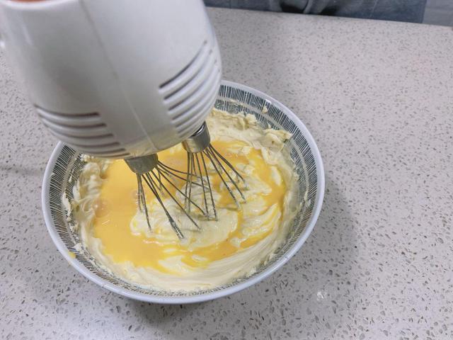 月子能吃蛋糕吗，坐月子能吃蛋糕吗（建议做这个蛋糕吃）