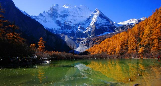 四川旅游景点推荐，四川旅游景点推荐表（四川最美二十个景区推荐）