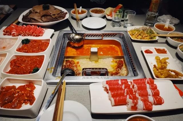 海底捞学生证打折时间，学生海底捞打折时间是什么时候（海底捞学生证打折按到的时间还是付款时间）