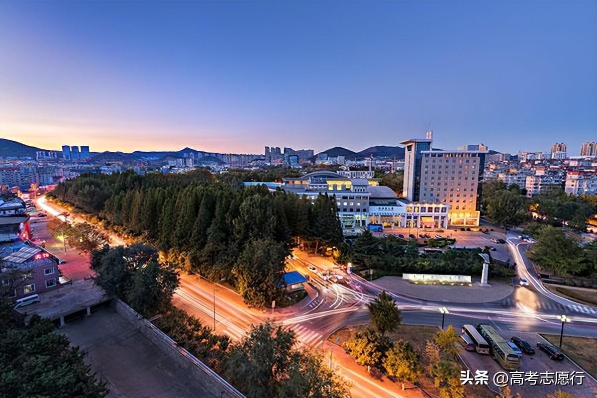 上海学校排名2016（与共和国同龄的3所大学）