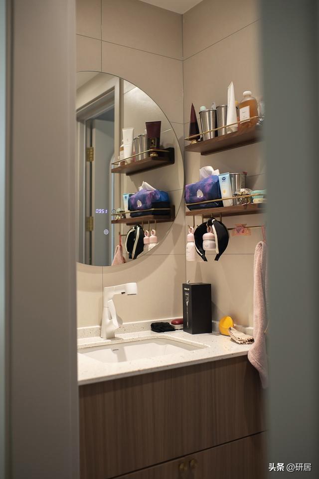 35岁女人穿衣打扮，30到35岁女人穿衣打扮（35岁姐姐的浪漫生活）