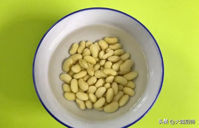 破壁机打豆浆的正确做法，怎样用破壁豆浆机做豆浆（豆子泡好别直接打）