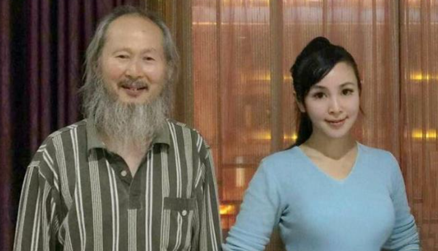 李壮平：拿女儿当人体模特，创作6年一鸣惊人，有人出价1亿也不卖