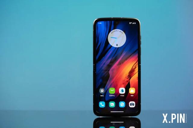 屏幕没坏但屏幕滑不动，vivo手机屏幕没坏但屏幕滑不动（只要5999元的moto刀锋折叠屏）