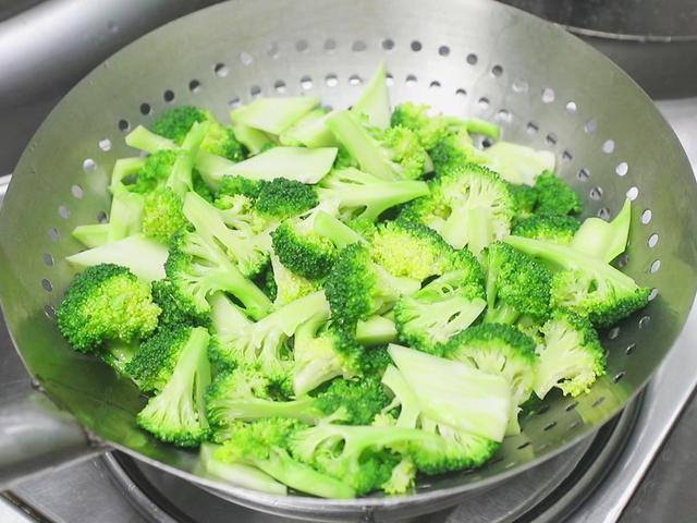 吃什么食物可以去火，降胃火吃什么食物最好（多吃这6种“碱性”菜）