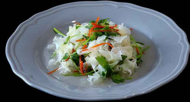 适合秋天的饮食，适合秋天的饮食菜谱（建议多吃这“6白”）