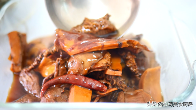 鱿鱼干的制作方法，鱿鱼鱼干怎么做（海边人教正确做法）