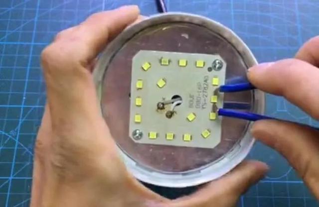 灯泡坏了怎么修，灯具电路坏了怎么修（今天教你这样修复，简单又实用）