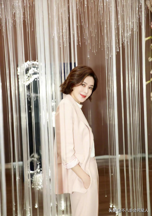 中国女明星名单，郭静纯在黑金中饰演角色（两岸三地的18位神颜女星）