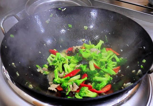 适合夏季吃的6种蔬菜，夏天必吃的6种蔬菜