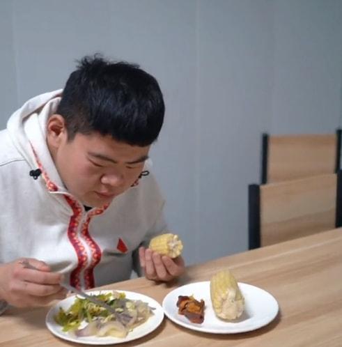 中国最胖的人3600斤，中国目前最胖的人是谁（“中国第一胖”王浩楠）