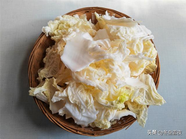 炒大白菜最简单的做法，白菜的18种家常做法（白菜这样搭配做）