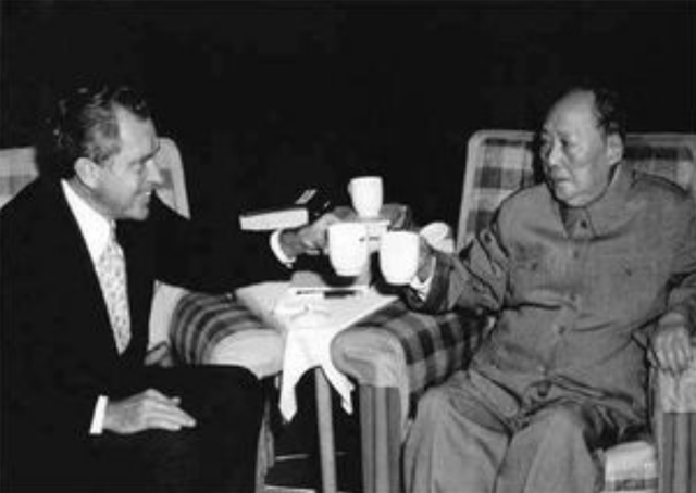 美国尼克松简介，1972年尼克松访华