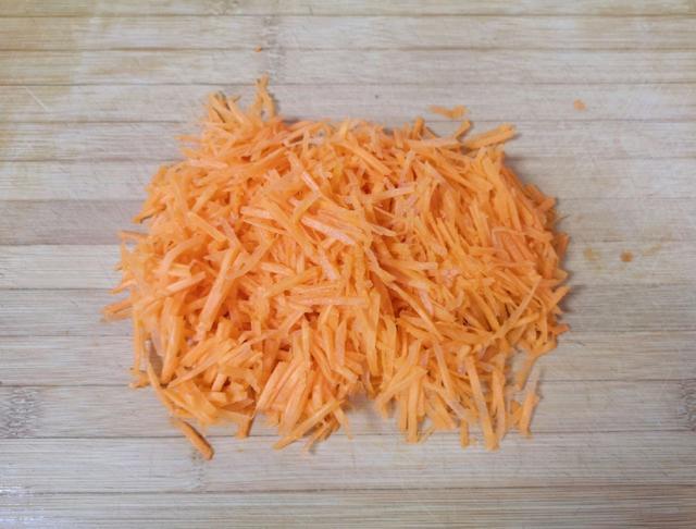 空气炸锅炸丸子，空气炸锅怎么做牛肉丸好吃（自制胡萝卜丸子）