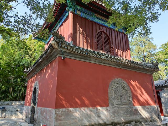北京郊区一日游，北京郊区一日游最佳路线（曲径通幽好去处一一北京大觉寺一日游）