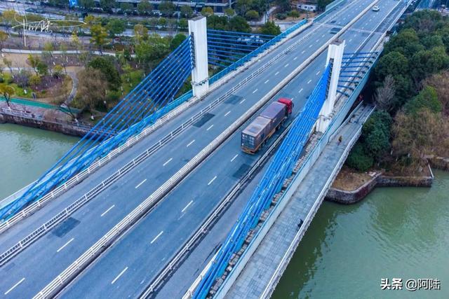 康桥是哪所著名大学的所在地，康桥是哪所著名大学的所在地方（杭州康桥可没有徐志摩诗歌里的温婉浪漫）