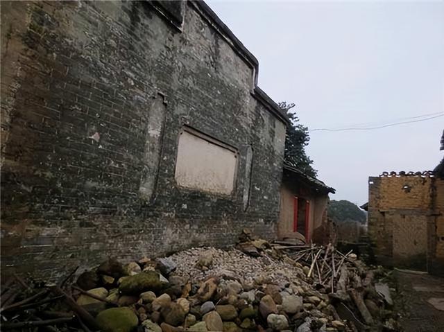 世上十大最诡异的地方，就算给我钱我也不敢去