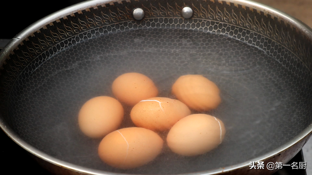 五香蚕豆的做法大全，五香蚕豆的制作过程（吃过2种的都是老酒鬼）