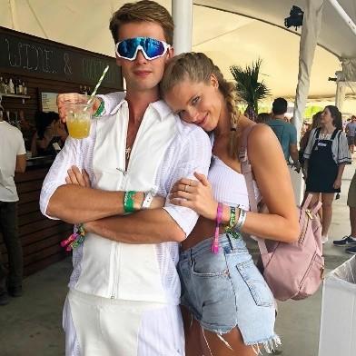 施瓦辛格私生子，施瓦辛格保姆照片（老二200斤）