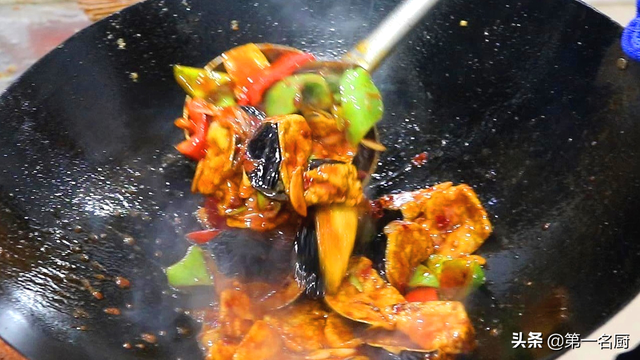 玉米不能和什么一起吃，哪些食物不能和玉米一起吃（建议多吃“4种补水菜”）