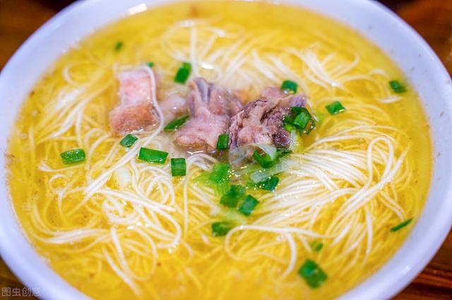 简单营养的清汤面，10分钟就搞定真好吃