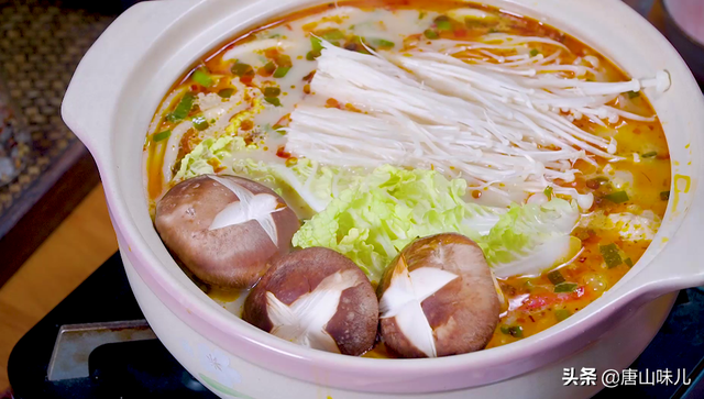 东北麻辣烫怎么做，在家怎样制作好吃的麻辣烫（怎么在家做一顿东北老式麻辣烫）