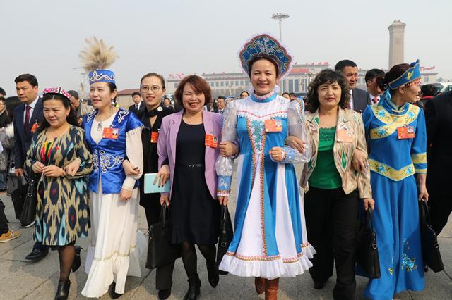 俄罗斯是什么人种，俄罗斯女性是什么人种（除了俄国，哪国的俄罗斯族最多）