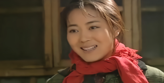 盘龙卧虎高山顶的演员，盘龙卧虎高山顶的演员是谁（把汤唯和蒋勤勤等女星放在一起）