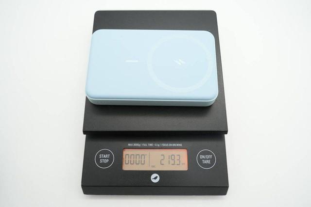 如何检测移动电源的容量，怎么测量移动电源电池容量（兼具小体积与10000mAh大容量）